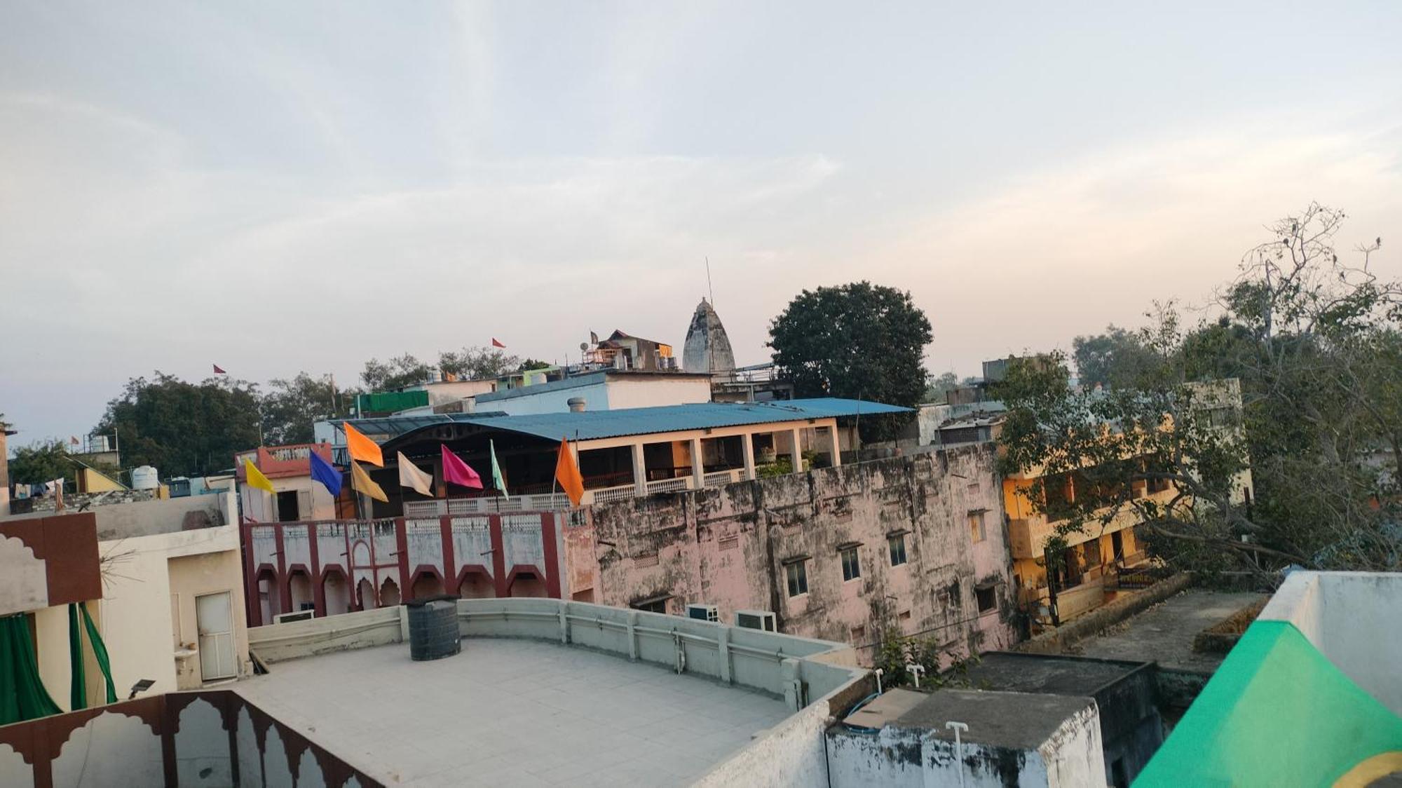 Kailash Kuti Guest House Ujjain Esterno foto