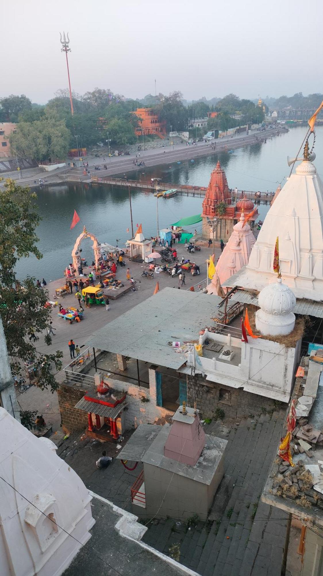Kailash Kuti Guest House Ujjain Esterno foto